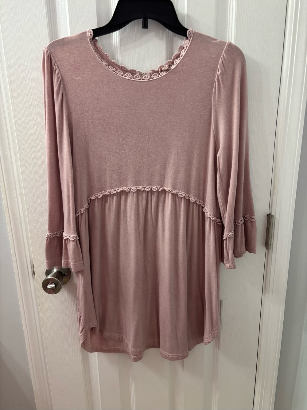 POL Dusty Rose Lace-Trim Tunic